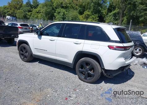 2023 Jeep Grand Cherokee Altitude 4X4 from USA, damaged, VIN 1C4RJHAG1PC600176